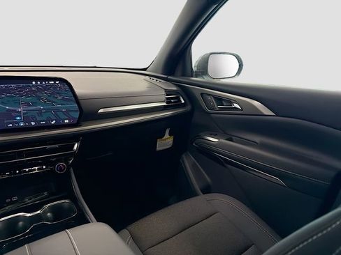 New 2026 Chevrolet Traverse LT image 23