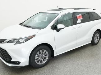 New 2026 Toyota Sienna XLE FWD video 1