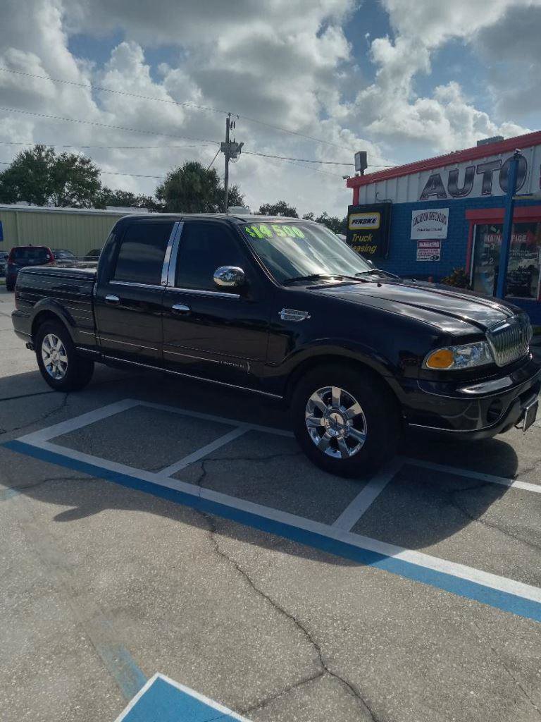 Used 2002 Lincoln Blackwood RWD image 5