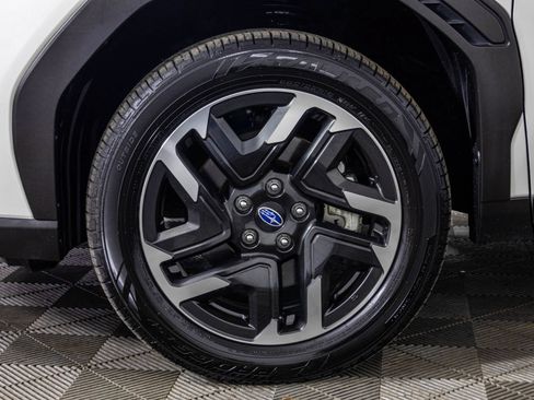Used 2025 Subaru Forester Limited AWD/4WD image 51