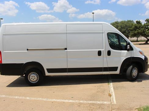 Used 2026 RAM ProMaster 3500 w/ Convenience Group FWD image 6