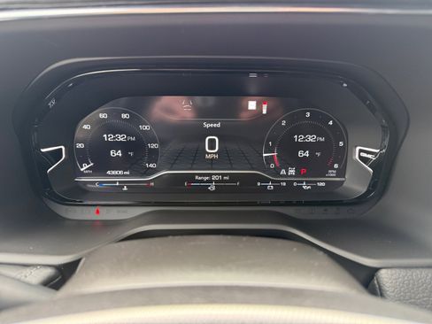 Used 2023 GMC Yukon XL Denali image 11