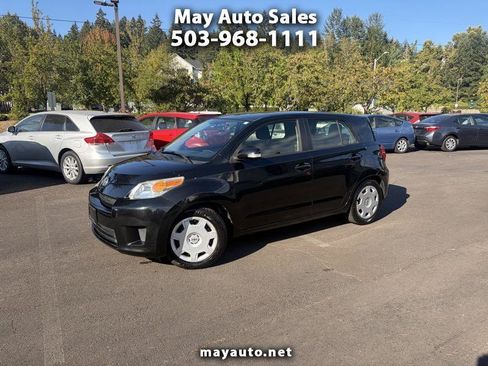 Used 2013 Scion xD FWD image 1