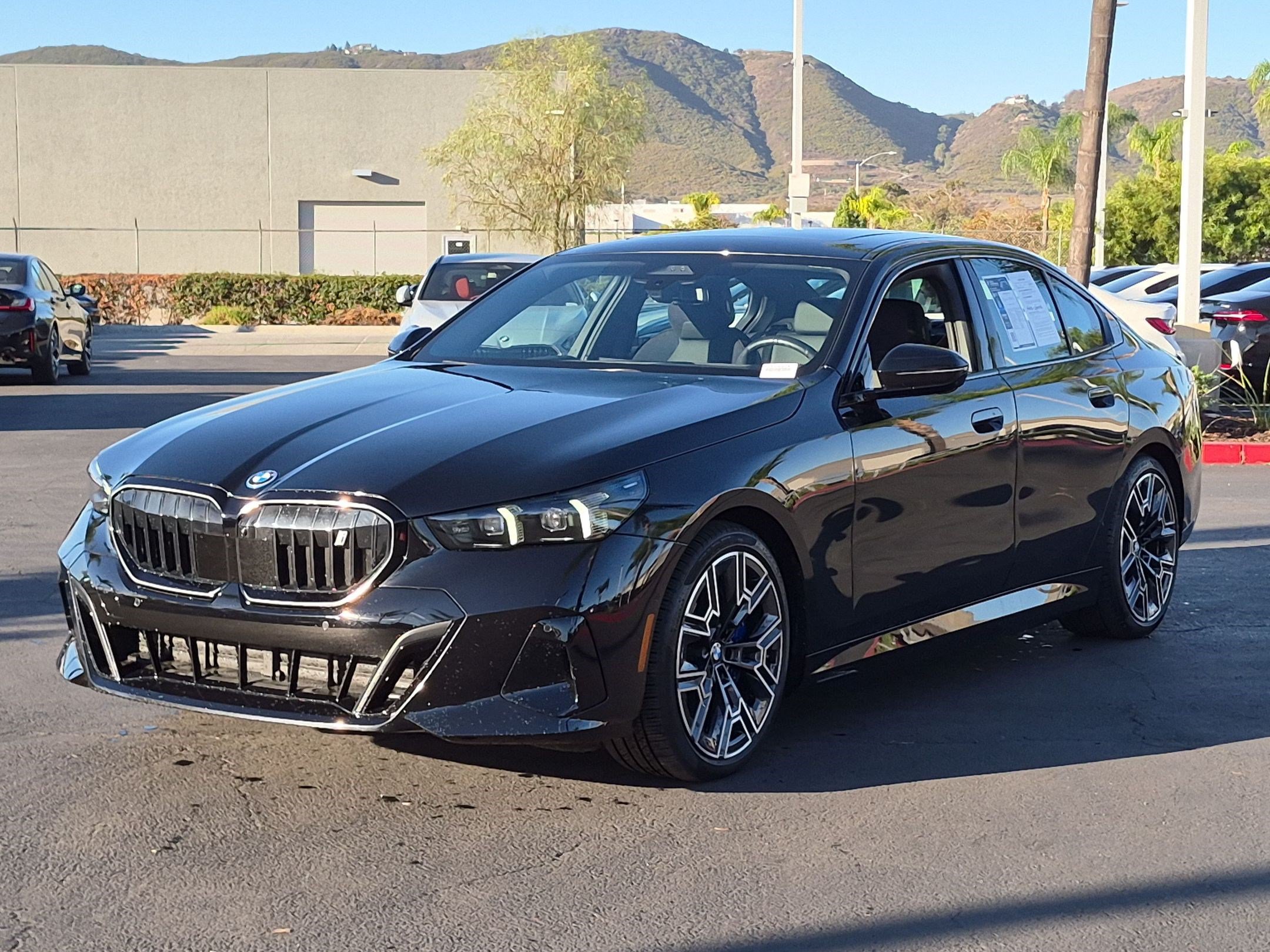 Used 2026 BMW i5 eDrive40 w/ M Sport Package AWD/4WD image 5