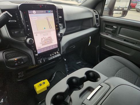 New 2026 RAM 3500 Tradesman AWD/4WD image 30