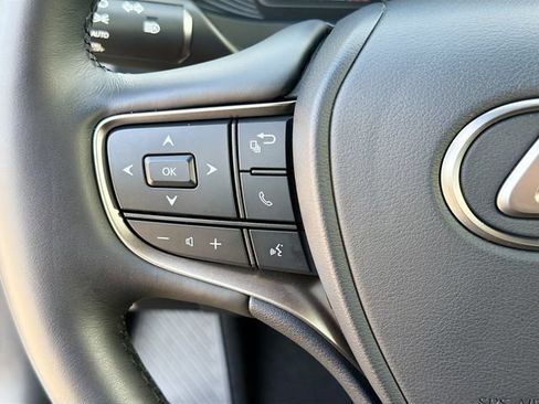 Used 2023 Lexus UX 250h FWD w/ Accessory Package (Z2) image 37