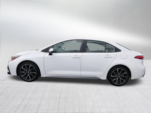 Used 2020 Toyota Corolla XSE FWD image 4
