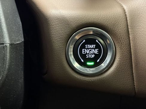 Certified 2023 Chevrolet Suburban High Country w/ Advanced Technology Package AWD/4WD image 19