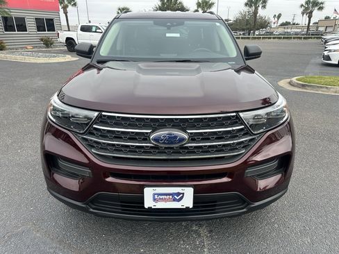 Used 2022 Ford Explorer XLT image 9