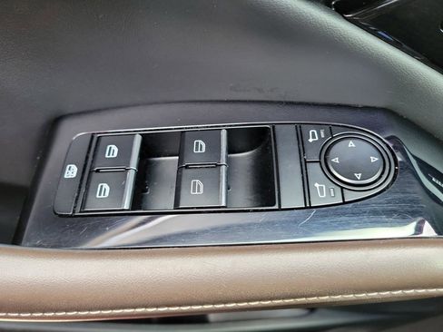 Used 2022 MAZDA CX-30 AWD 2.5 S w/ Premium Package image 26