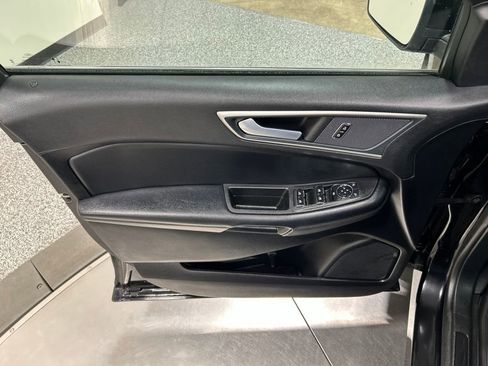 Certified 2024 Ford Edge SEL w/ Convenience Package AWD/4WD image 15