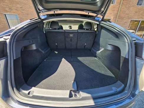 Used 2023 Tesla Model Y Long Range AWD/4WD image 73