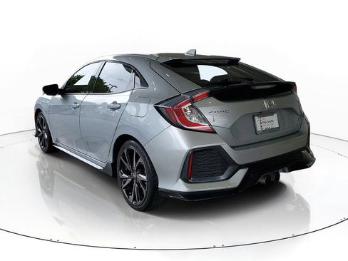 Used 2018 Honda Civic Sport image 4