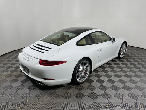 Used 2013 Porsche 911 Carrera S image 7