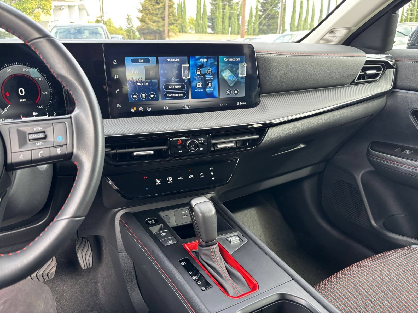 Used 2026 Nissan Kicks SR AWD/4WD image 16