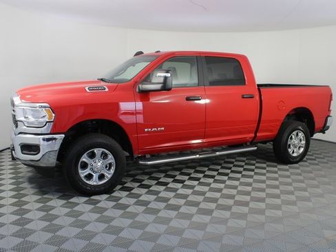 Used 2024 RAM 2500 Big Horn w/ Bed Utility Group image 2