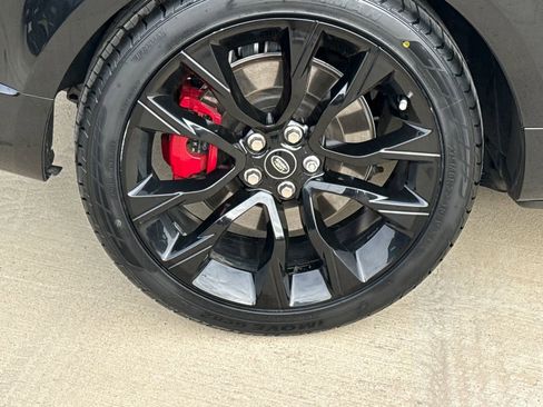 Used 2021 Land Rover Range Rover Sport HST image 9