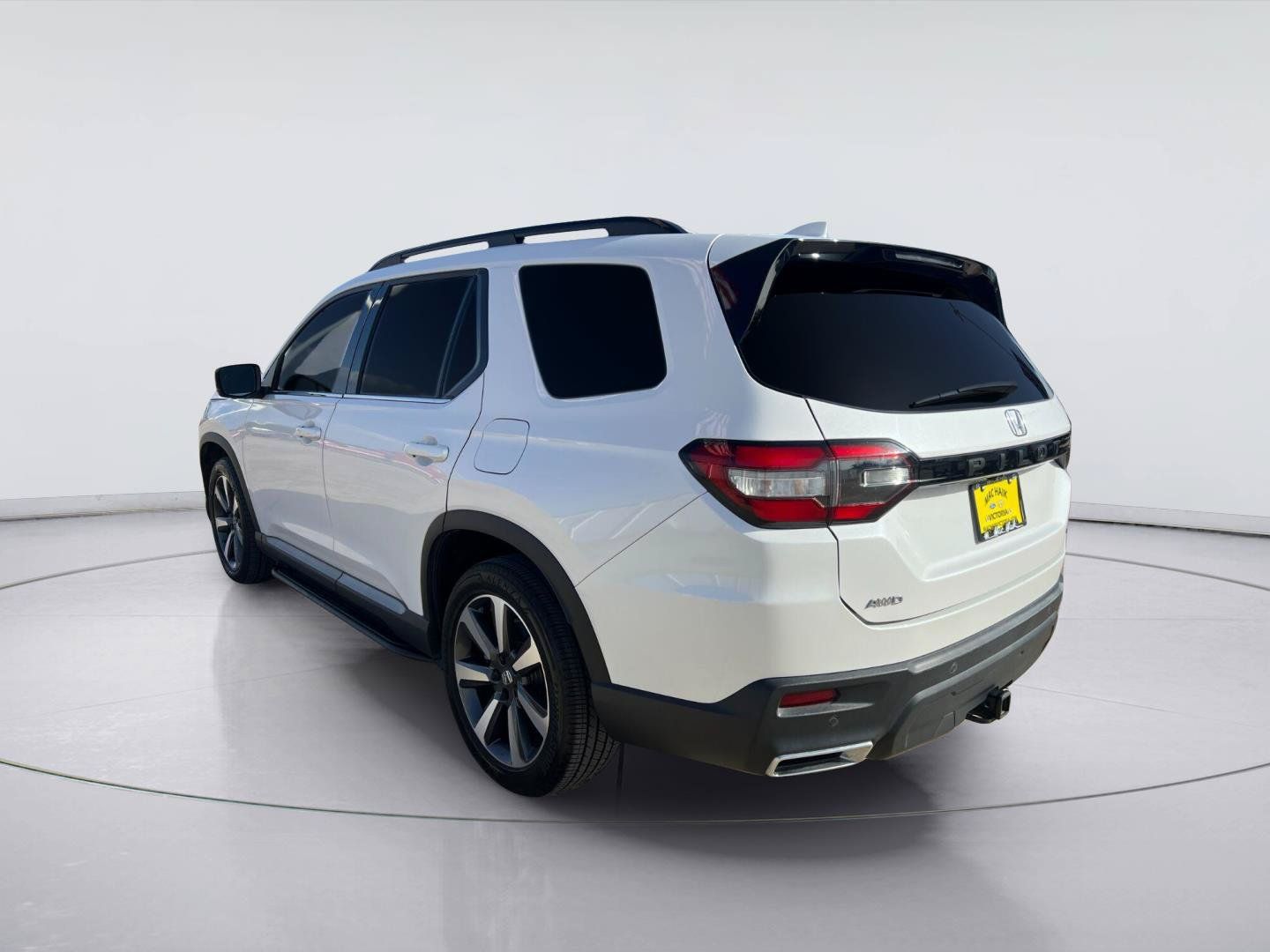 Used 2023 Honda Pilot Elite image 5