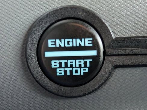 Used 2023 Ford Bronco Big Bend w/ Sasquatch Package image 25