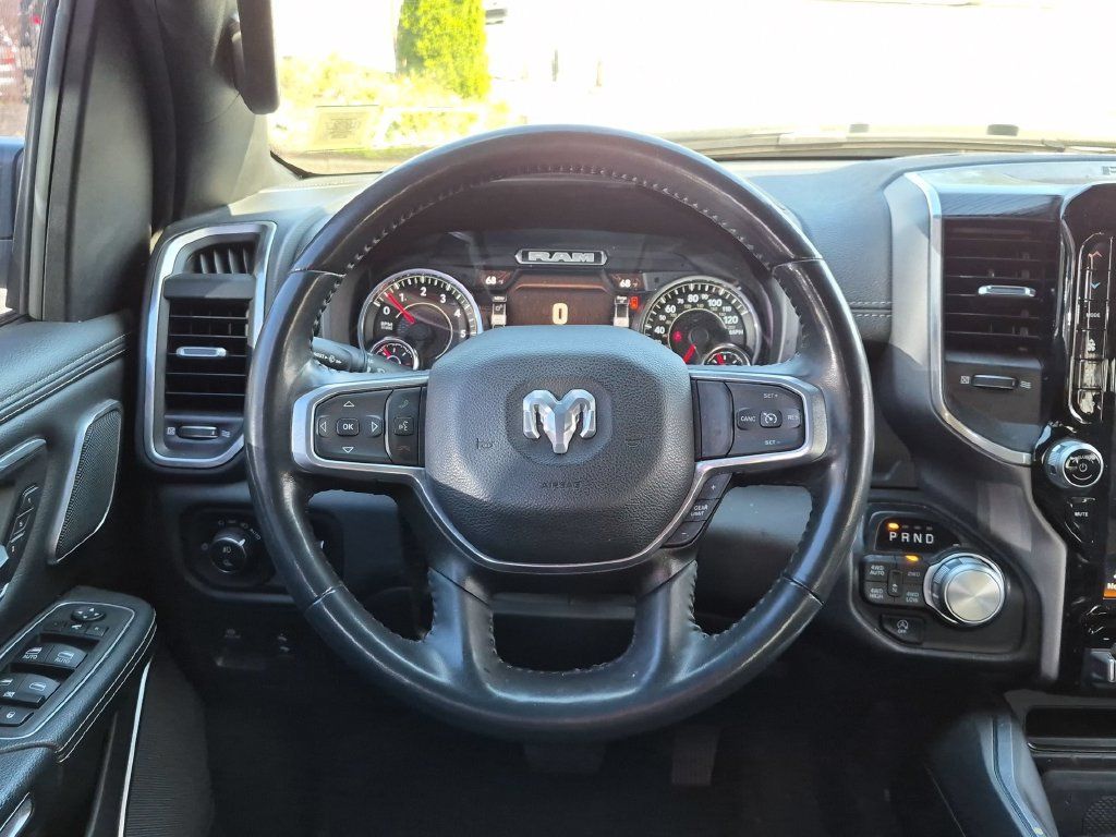 Used 2023 RAM 1500 Laramie AWD/4WD image 9
