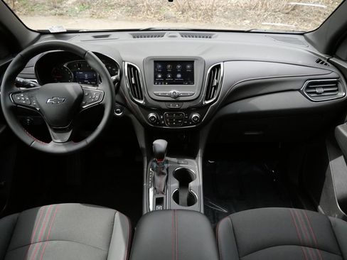 Used 2023 Chevrolet Equinox RS AWD/4WD image 17