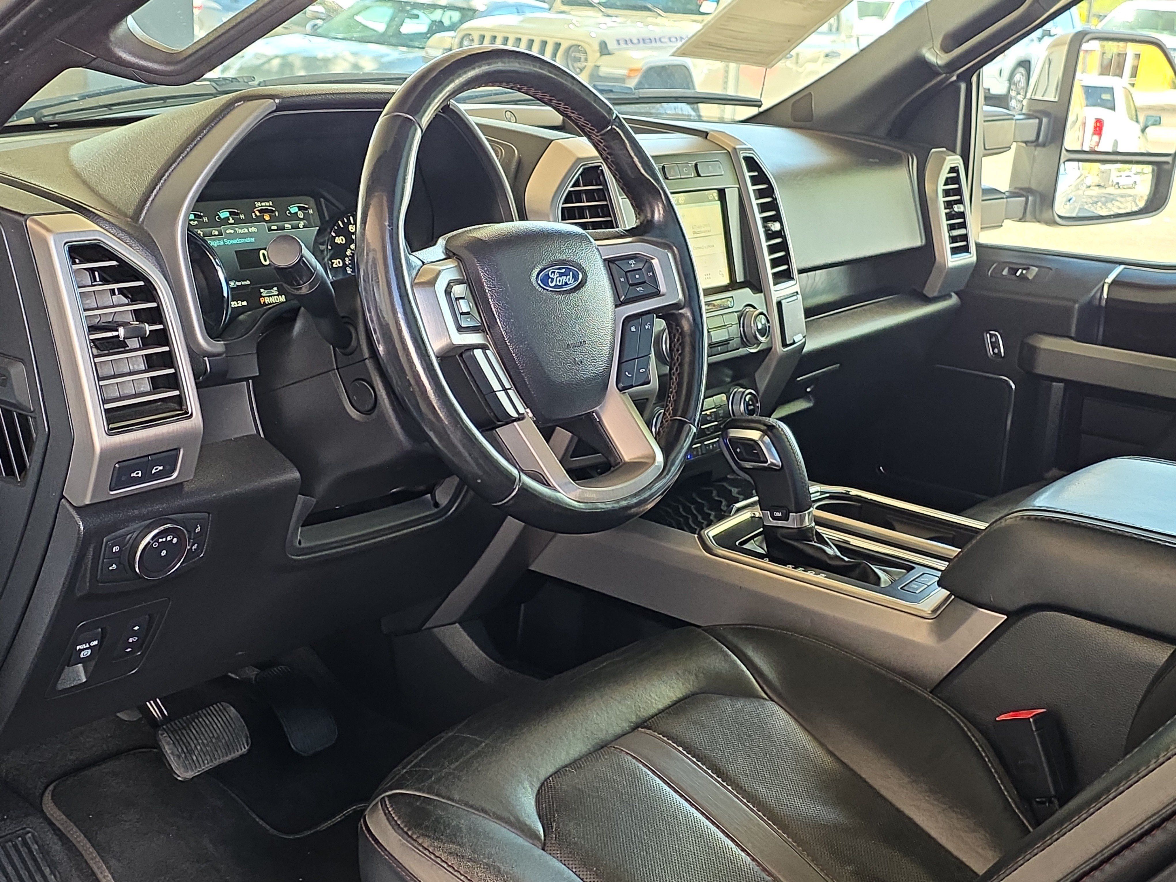 Used 2019 Ford F150 Platinum w/ Equipment Group 701A Luxury AWD/4WD image 11