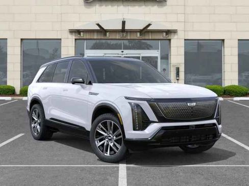 New 2026 Cadillac Vistiq Sport w/ LPO, Floor Liner Package AWD/4WD image 8