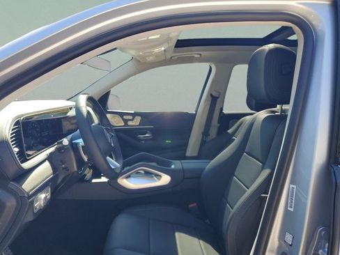 Certified 2026 Mercedes-Benz GLS 450 4MATIC image 15