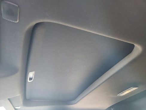 Used 2025 Chevrolet Silverado 2500 ZR2 w/ Technology Package image 28