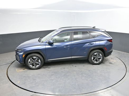 Used 2025 Hyundai Tucson SEL AWD/4WD image 27