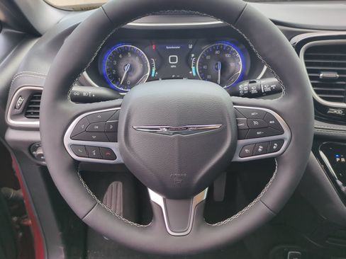 New 2026 Chrysler Pacifica Select FWD image 9
