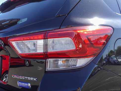 Used 2019 Subaru Crosstrek Hybrid w/ Moonroof Package w/Navigation AWD/4WD image 5