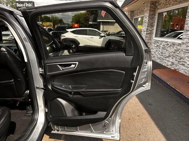 Used 2024 Ford Edge SEL AWD/4WD image 17