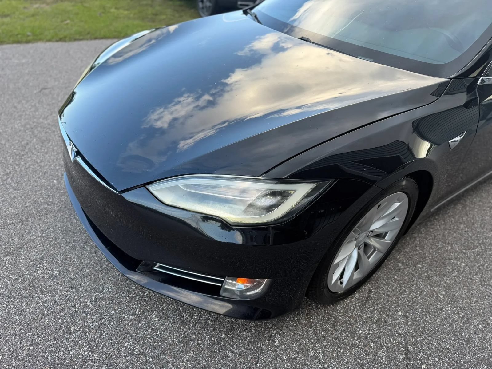 Used 2018 Tesla Model S 75D AWD/4WD image 4