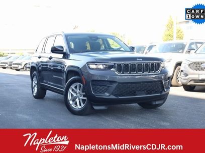 Used 2023 Jeep Grand Cherokee Laredo w/ Luxury Tech Group I