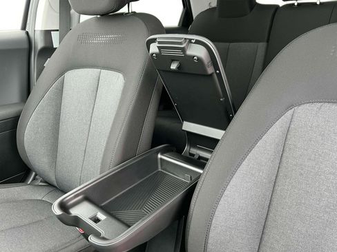 New 2024 Hyundai Ioniq 5 SEL image 18