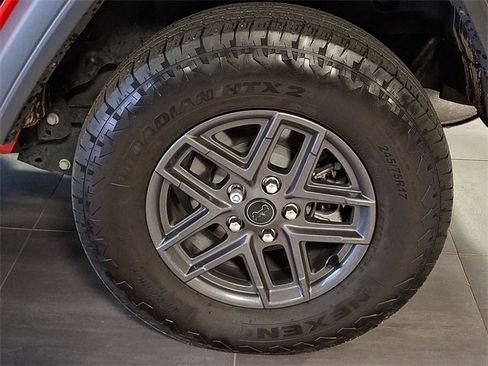 Used 2024 Jeep Wrangler Sport S image 9