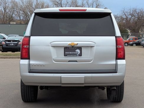 Used 2017 Chevrolet Tahoe LT w/ LT Signature Package image 11