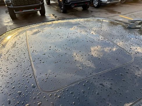 Used 2016 Chevrolet Camaro SS RWD image 12