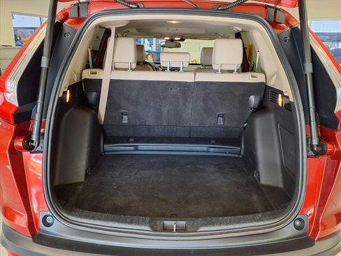Used 2019 Honda CR-V Touring image 17