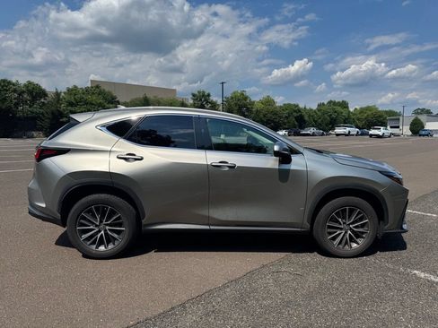 Used 2023 Lexus NX 350 AWD image 5