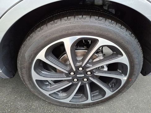 New 2026 Lincoln Nautilus Black Label image 8