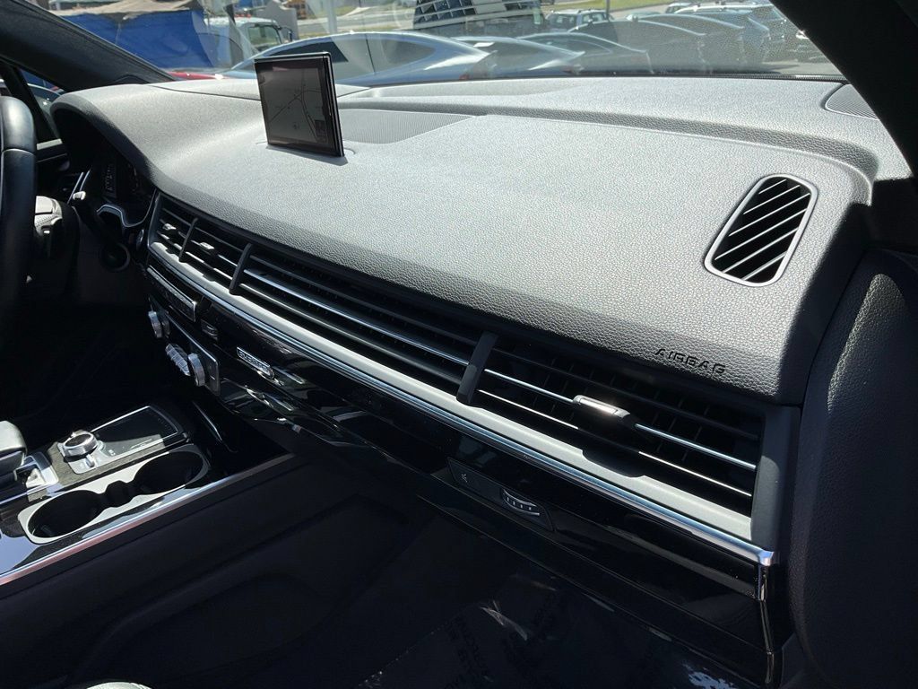 Used 2019 Audi Q7 3.0T Prestige w/ Prestige Package AWD/4WD image 80