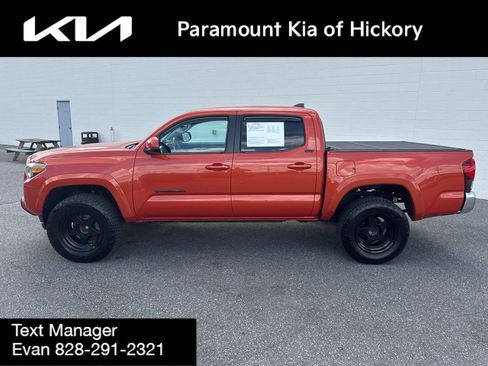 Used 2018 Toyota Tacoma SR5 image 4