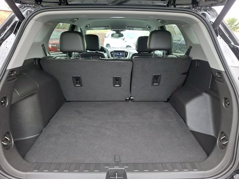 Certified 2023 GMC Terrain SLT w/ Elevation Edition AWD/4WD image 29