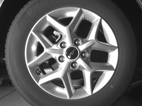 Used 2025 Kia Soul LX w/ LX Technology Package FWD image 15
