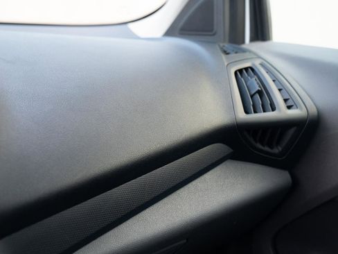 Used 2020 Ford Transit Connect XL image 30