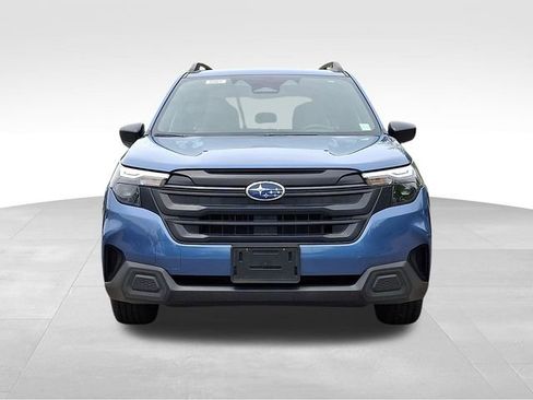 Used 2025 Subaru Forester w/ Convenience Package #1 AWD/4WD image 2