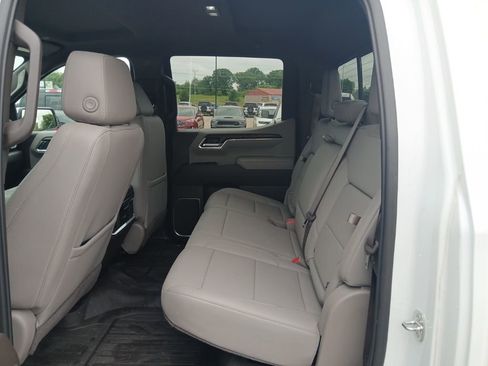Used 2024 GMC Sierra 1500 SLT w/ SLT Premium Plus Package AWD/4WD image 39