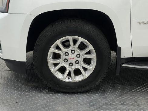 Used 2016 GMC Yukon SLE w/ HD Trailering Package AWD/4WD image 35